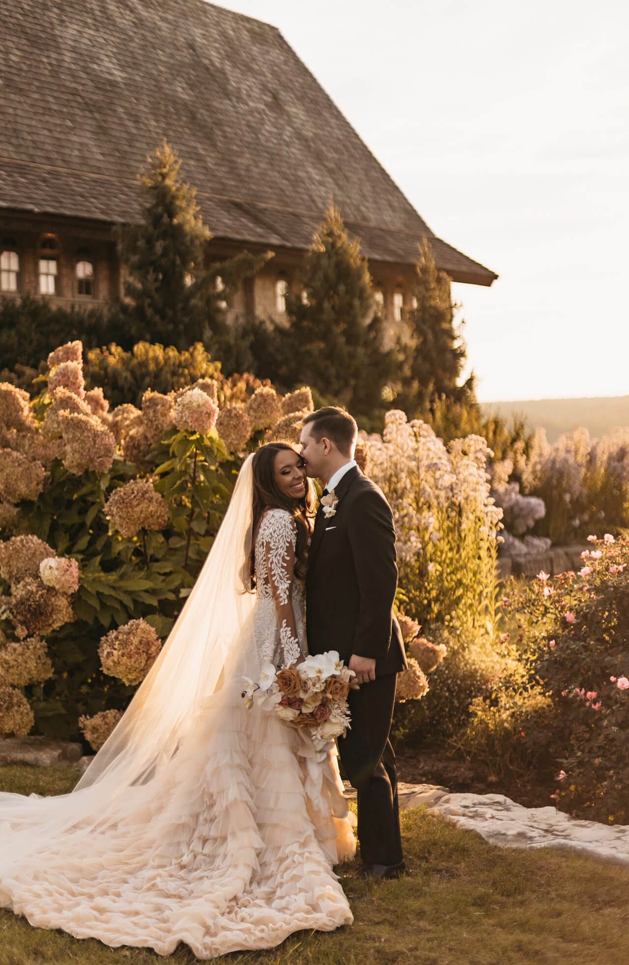 The Wedding Day Photography Timeline You Wish You Found Sooner